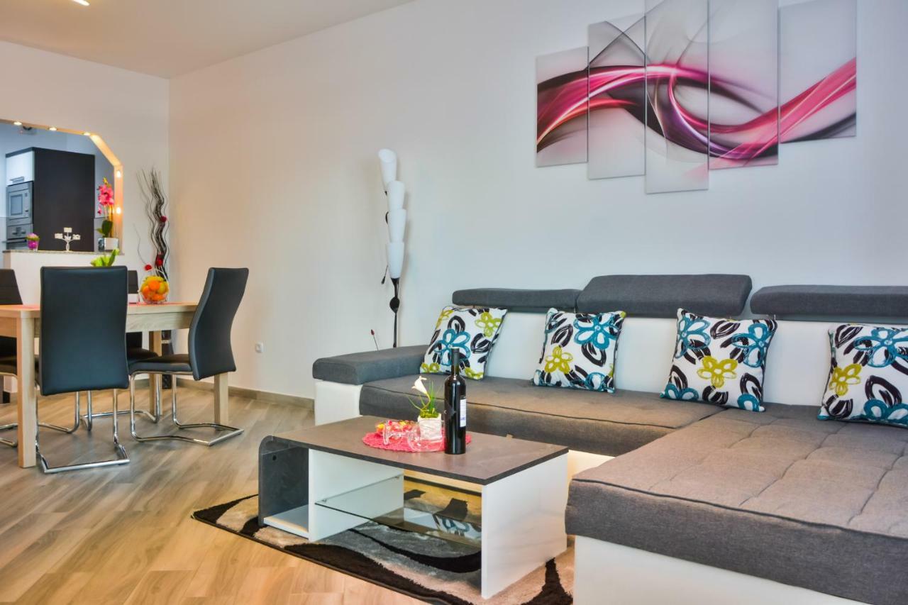 Apartment Klaudio Сень Екстер'єр фото
