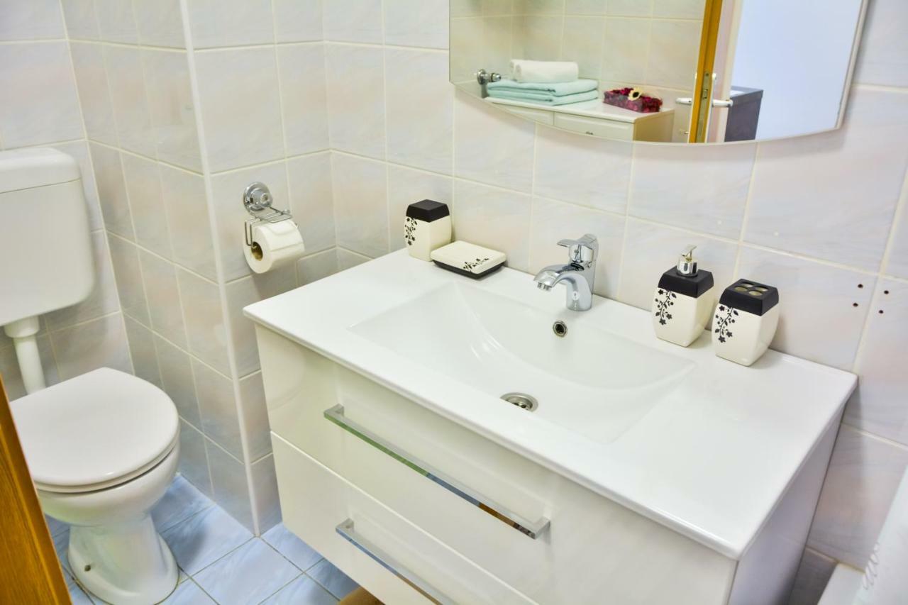Apartment Klaudio Сень Екстер'єр фото