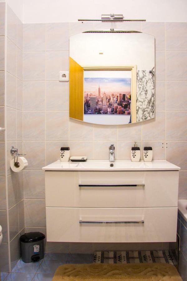 Apartment Klaudio Сень Екстер'єр фото